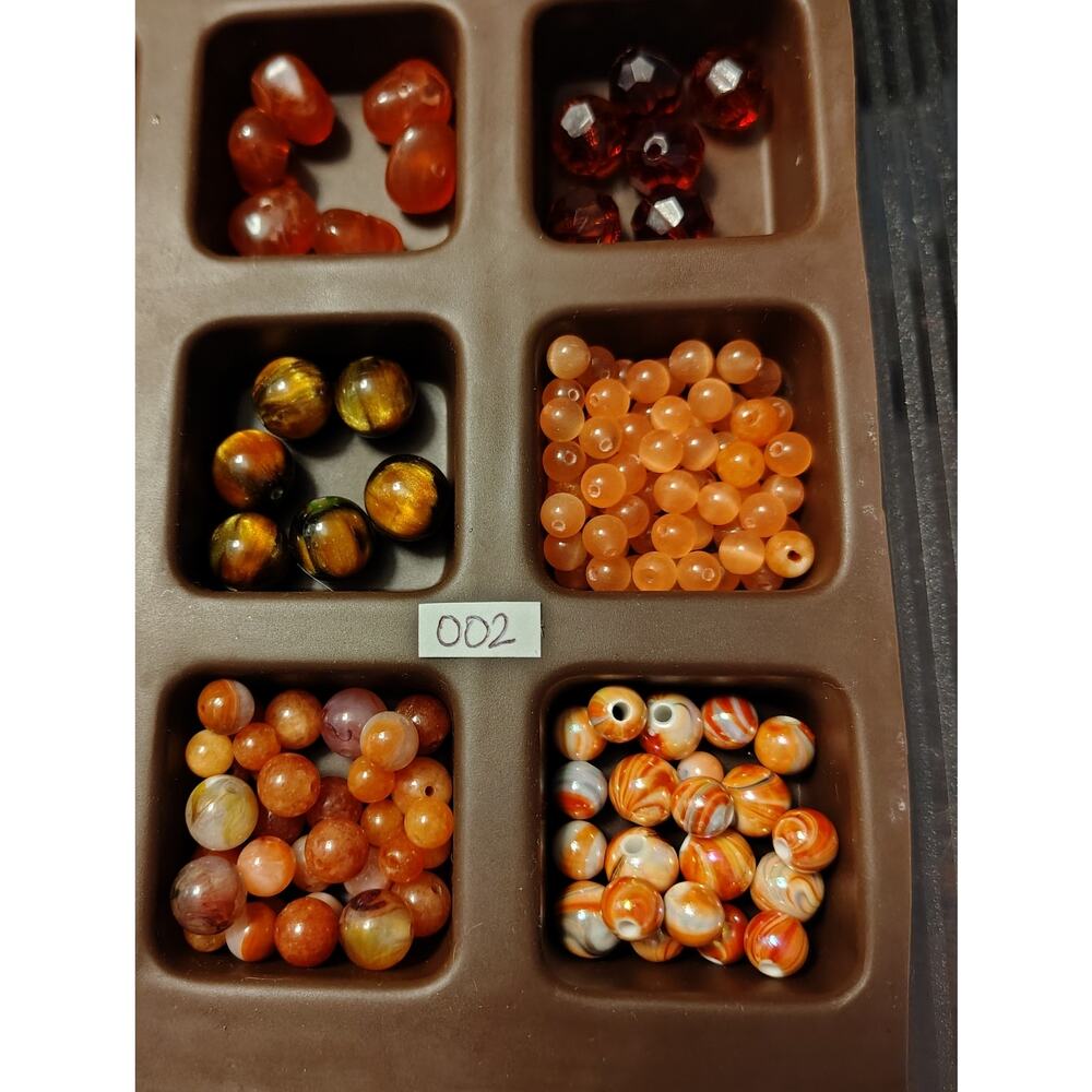 BEAUTIFUL CRAFT AND JEWELRY BEADS SAMPLER - Picture 5 of 5